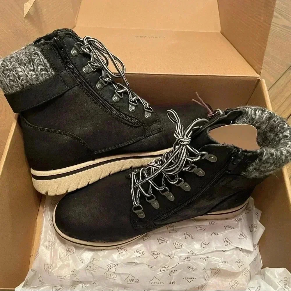 Cliffs By White Mountain Kaylee Hiking Boot NEW Black Suede Size 9.5  Double Zip